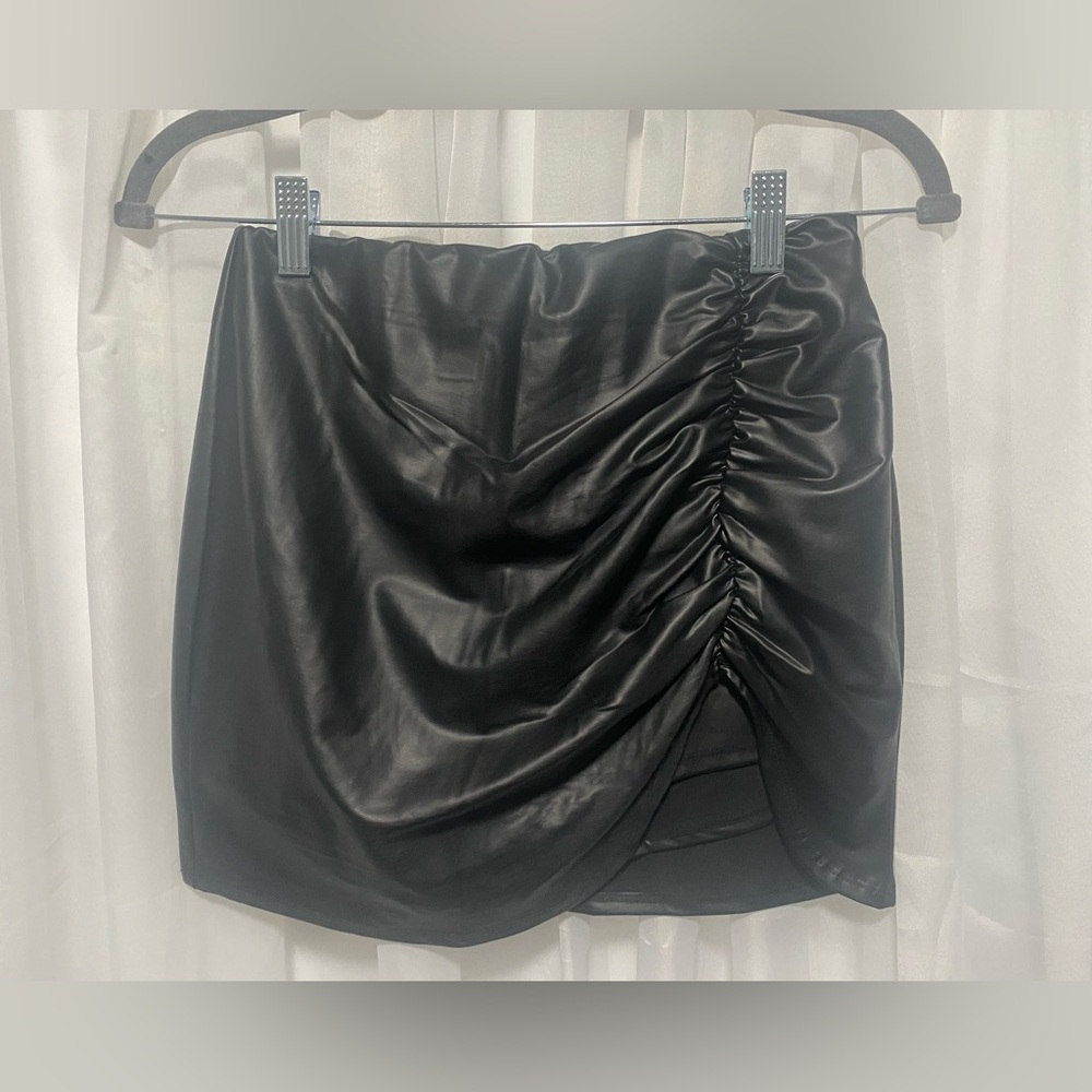 Windsor Black Mini Skirt